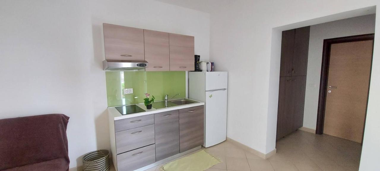 Apartmani Tomislav Krk Town Luaran gambar
