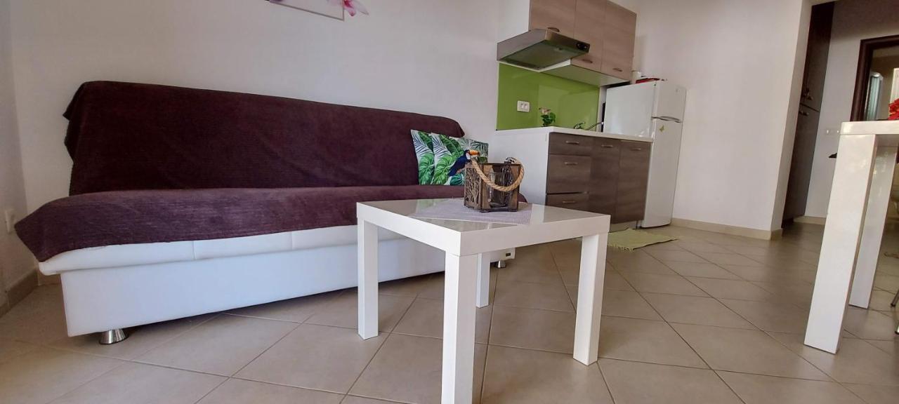Apartmani Tomislav Krk Town Luaran gambar